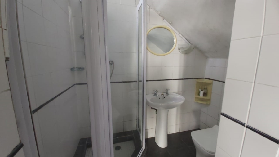 5 Bedroom Property for Sale in Bluff KwaZulu-Natal