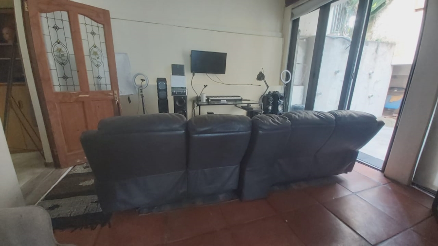 5 Bedroom Property for Sale in Bluff KwaZulu-Natal