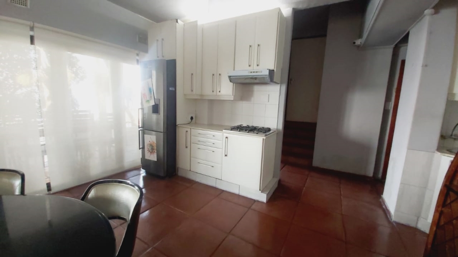 5 Bedroom Property for Sale in Bluff KwaZulu-Natal