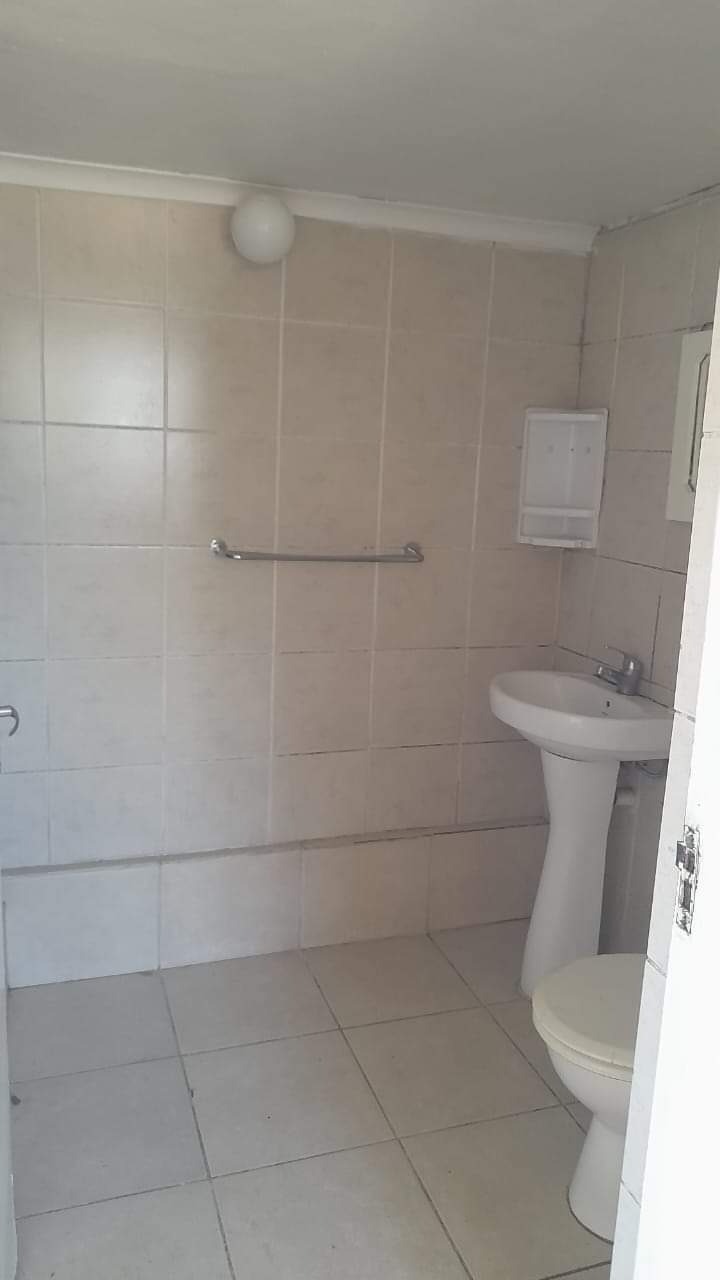 To Let 1 Bedroom Property for Rent in Bluff KwaZulu-Natal