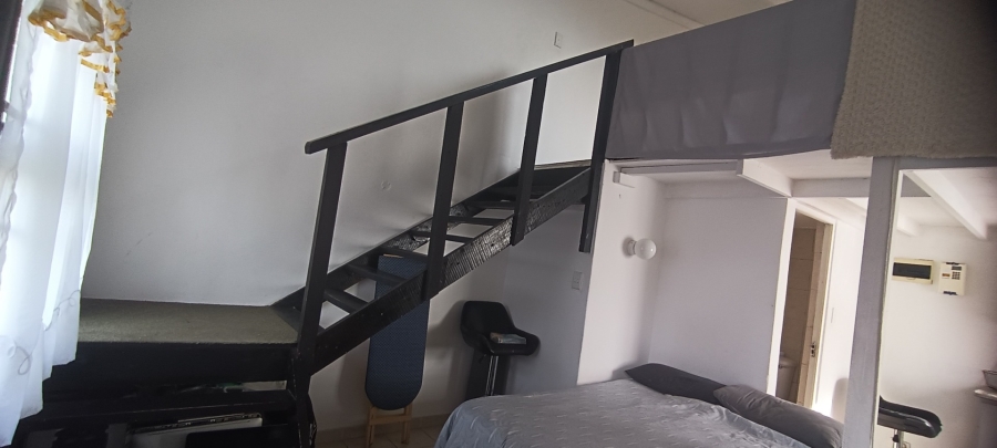 1 Bedroom Property for Sale in Bluff KwaZulu-Natal