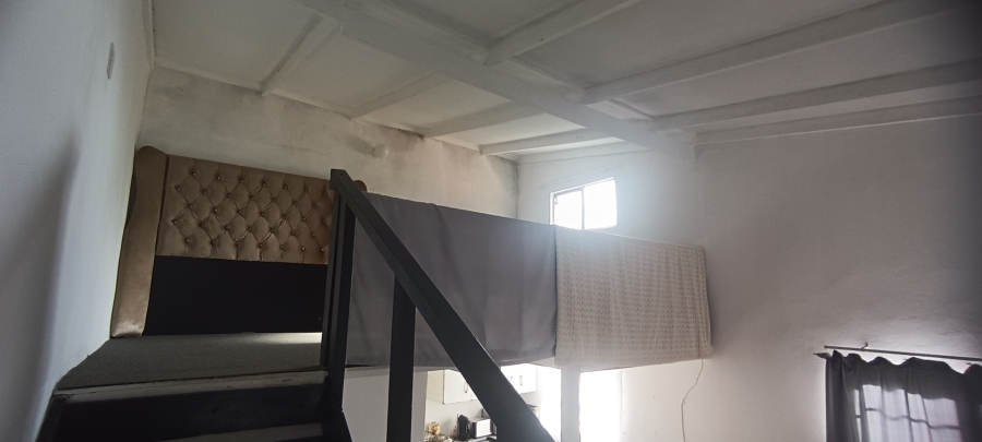 1 Bedroom Property for Sale in Bluff KwaZulu-Natal