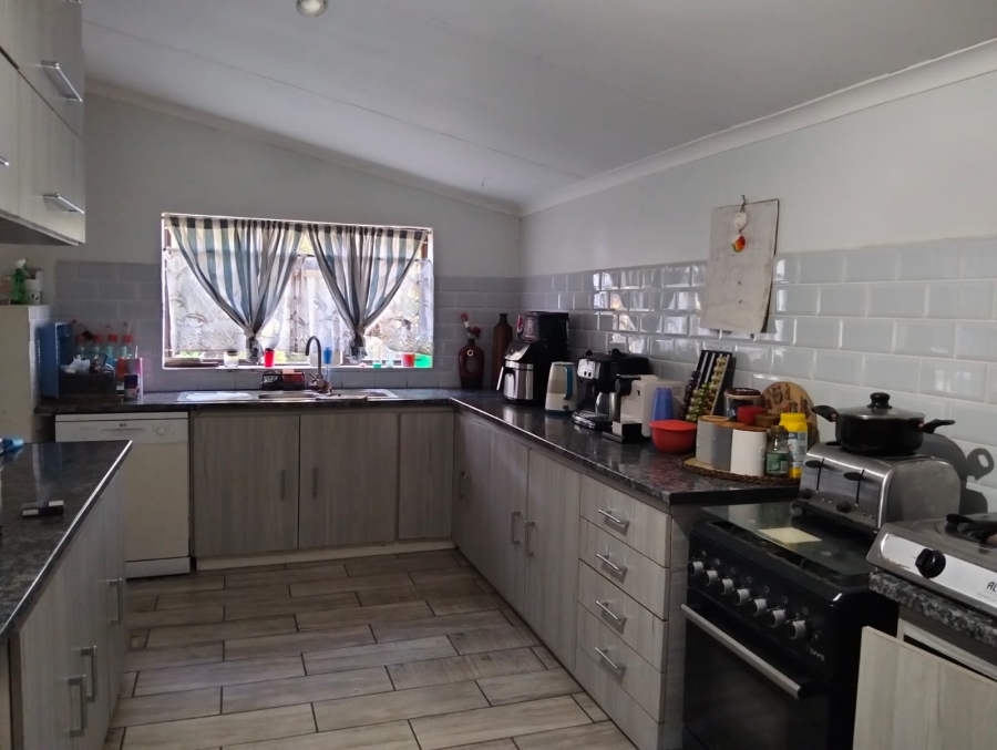 3 Bedroom Property for Sale in Sea Park KwaZulu-Natal