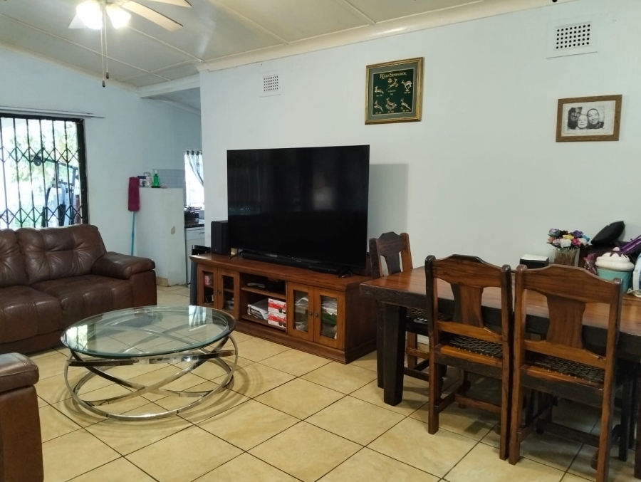 3 Bedroom Property for Sale in Sea Park KwaZulu-Natal
