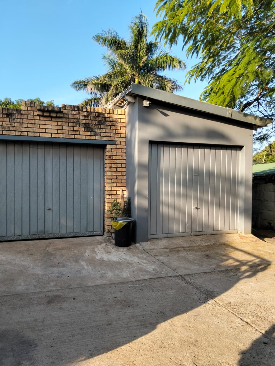 3 Bedroom Property for Sale in Sea Park KwaZulu-Natal