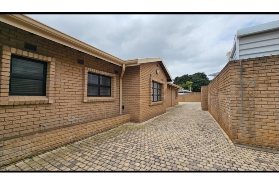 5 Bedroom Property for Sale in Westville Central KwaZulu-Natal