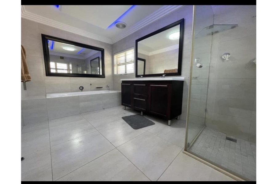 5 Bedroom Property for Sale in Westville Central KwaZulu-Natal