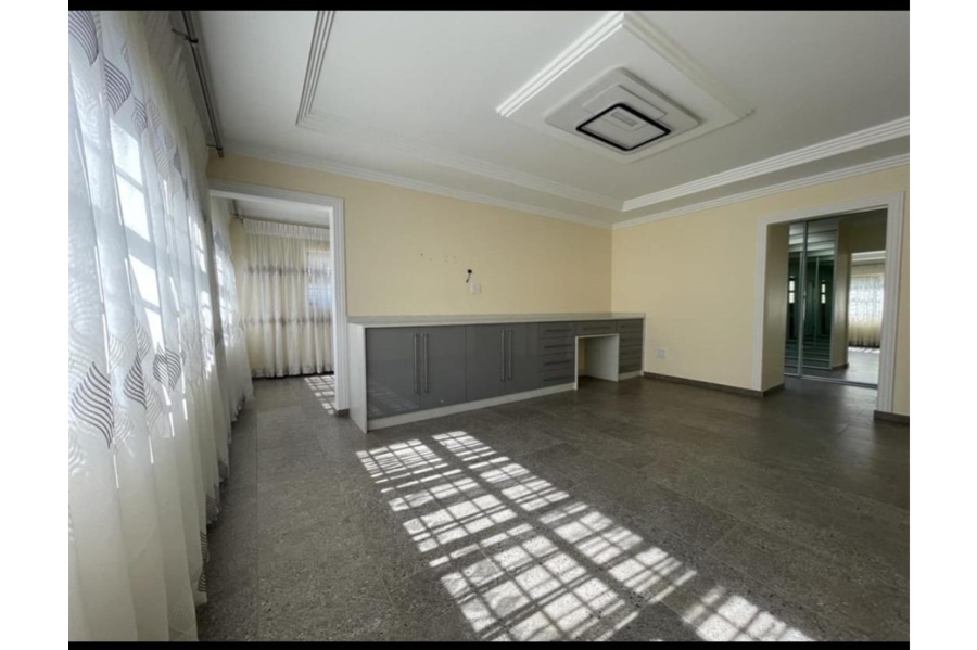 5 Bedroom Property for Sale in Westville Central KwaZulu-Natal