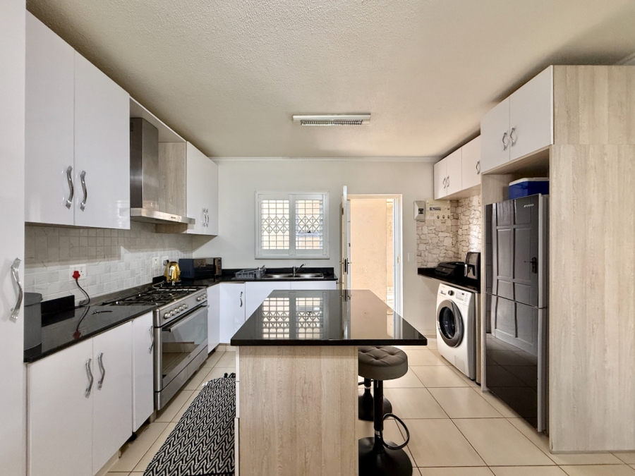 2 Bedroom Property for Sale in Manor Estates KwaZulu-Natal
