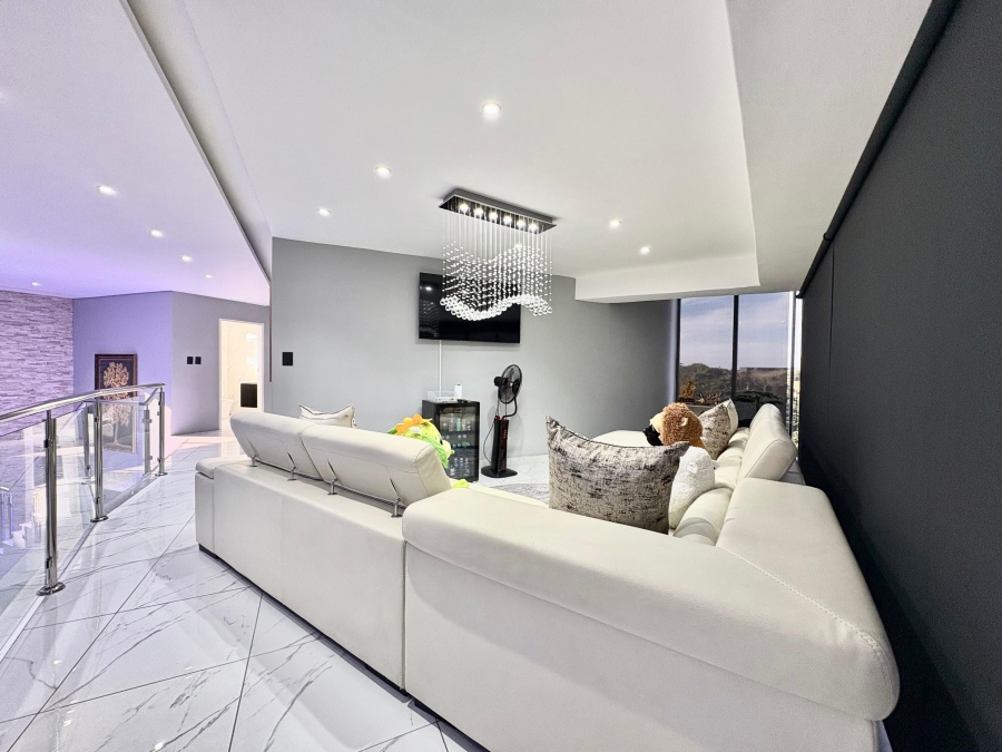 5 Bedroom Property for Sale in Sheffield Beach KwaZulu-Natal