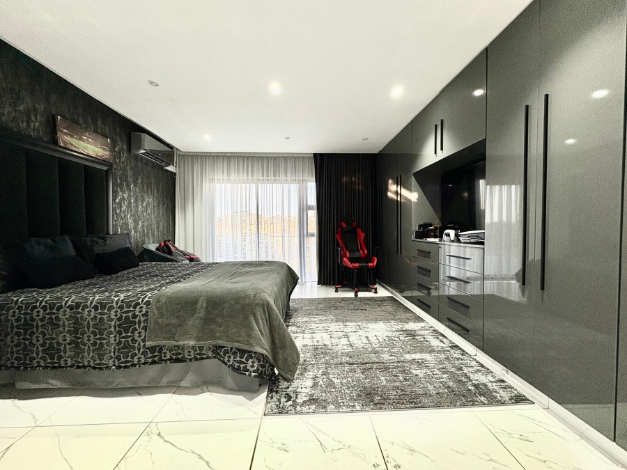 5 Bedroom Property for Sale in Sheffield Beach KwaZulu-Natal
