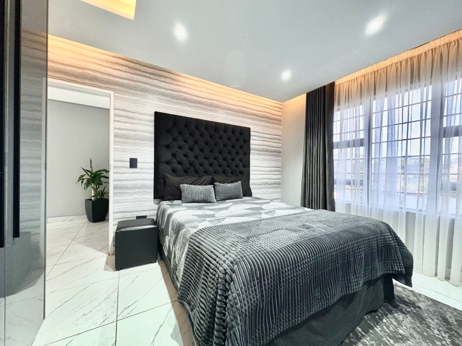 5 Bedroom Property for Sale in Sheffield Beach KwaZulu-Natal