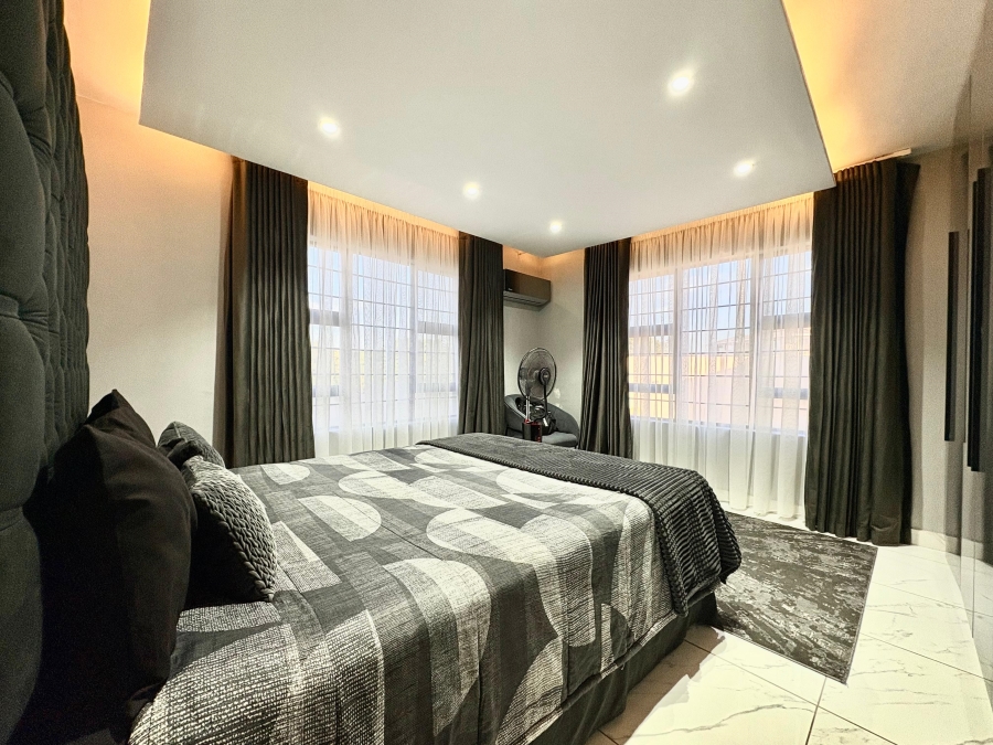 5 Bedroom Property for Sale in Sheffield Beach KwaZulu-Natal