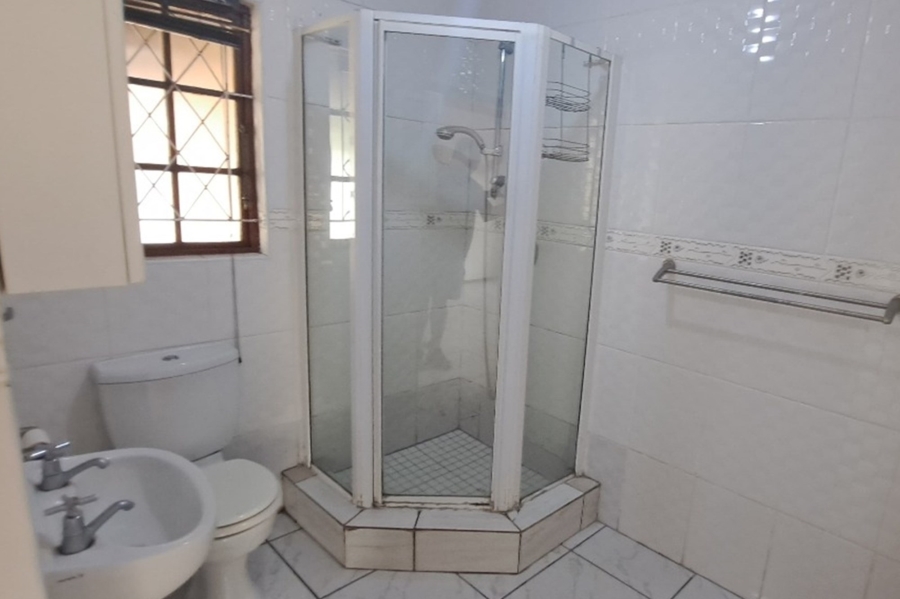 1 Bedroom Property for Sale in Meer En See KwaZulu-Natal