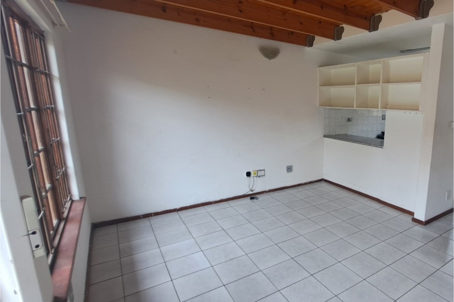 1 Bedroom Property for Sale in Meer En See KwaZulu-Natal