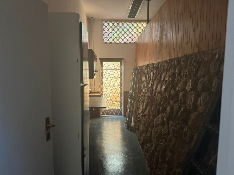 To Let 2 Bedroom Property for Rent in Windermere KwaZulu-Natal