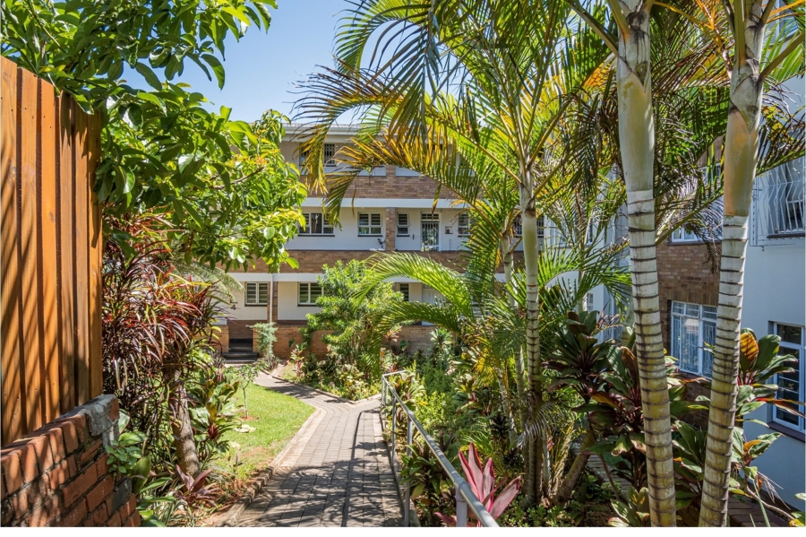 To Let 2 Bedroom Property for Rent in Windermere KwaZulu-Natal