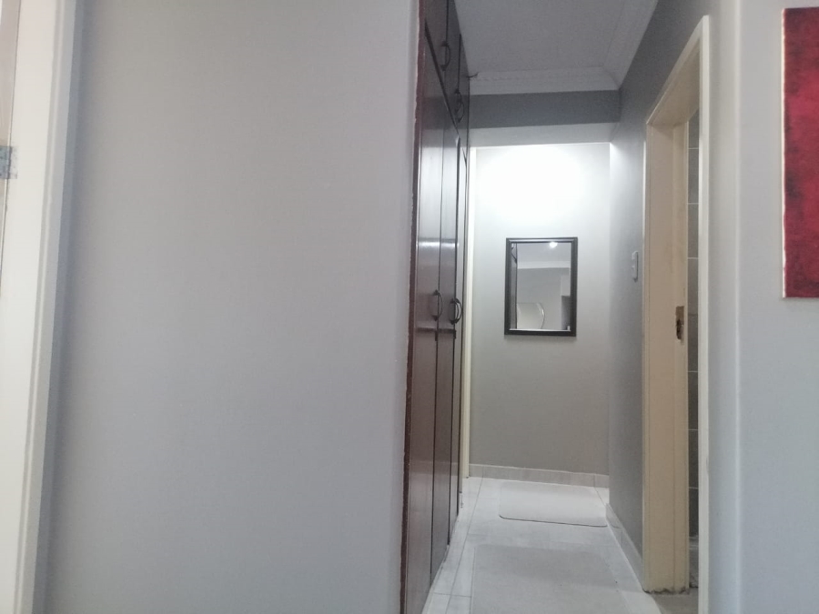 2 Bedroom Property for Sale in Durban Central KwaZulu-Natal