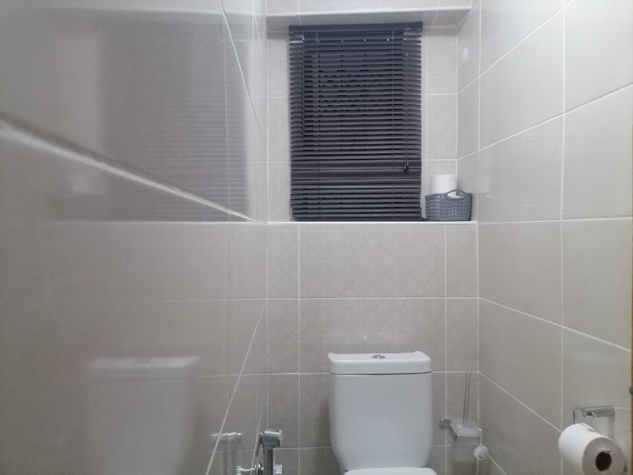 2 Bedroom Property for Sale in Durban Central KwaZulu-Natal