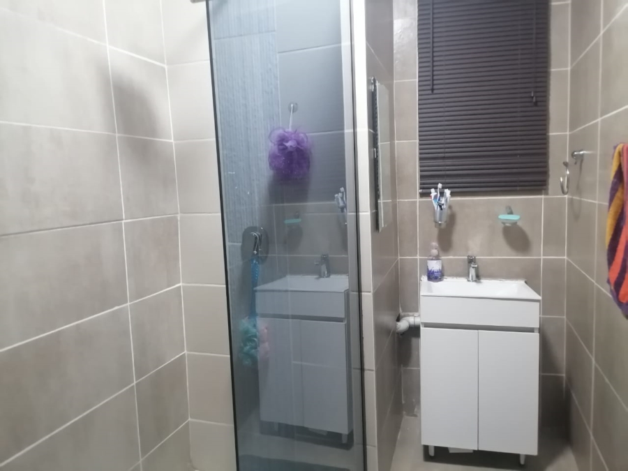 2 Bedroom Property for Sale in Durban Central KwaZulu-Natal