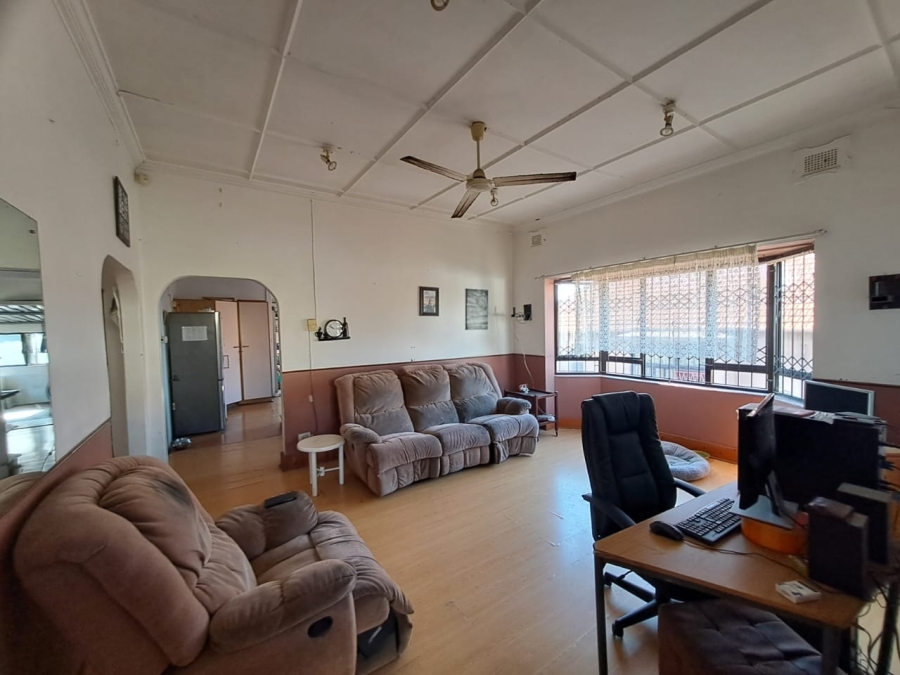 3 Bedroom Property for Sale in Glenwood KwaZulu-Natal