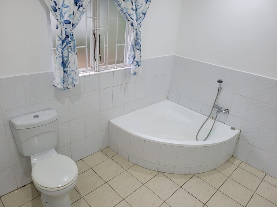 To Let 1 Bedroom Property for Rent in Southport KwaZulu-Natal