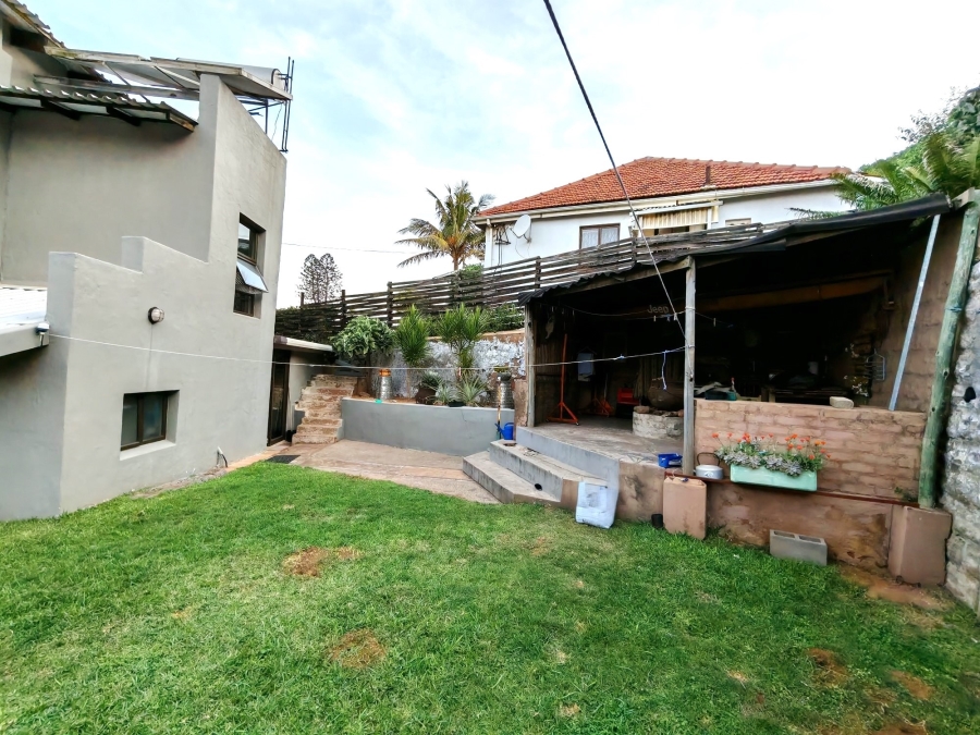 5 Bedroom Property for Sale in Brighton Beach KwaZulu-Natal