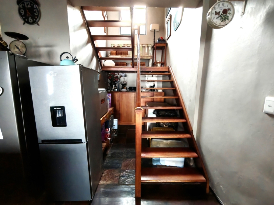 5 Bedroom Property for Sale in Brighton Beach KwaZulu-Natal