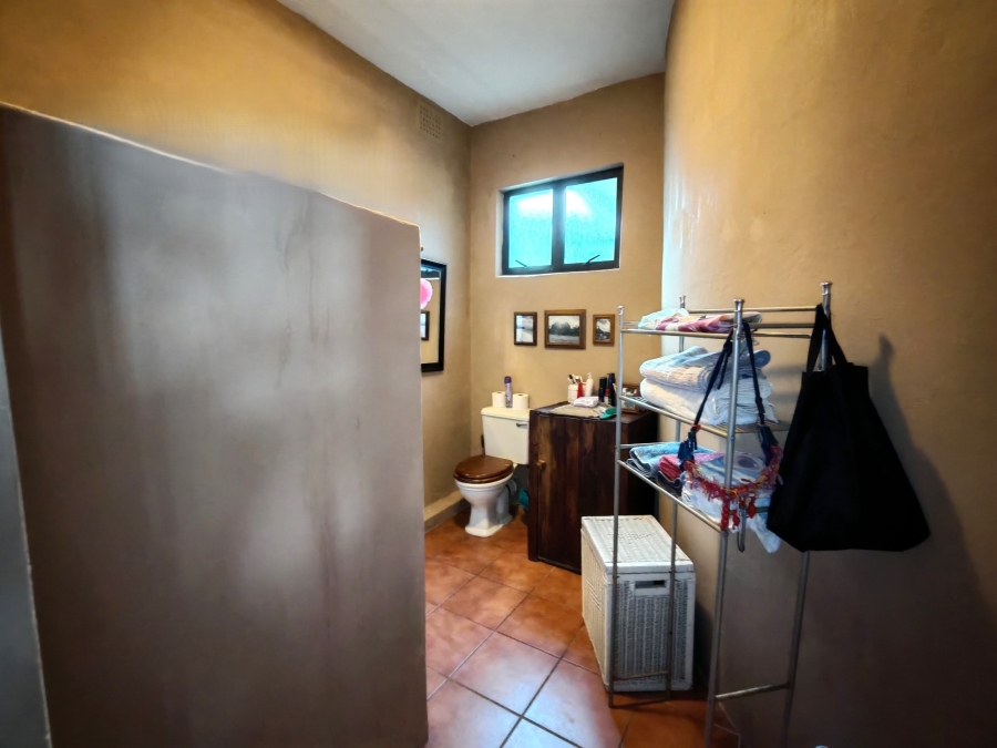 5 Bedroom Property for Sale in Brighton Beach KwaZulu-Natal