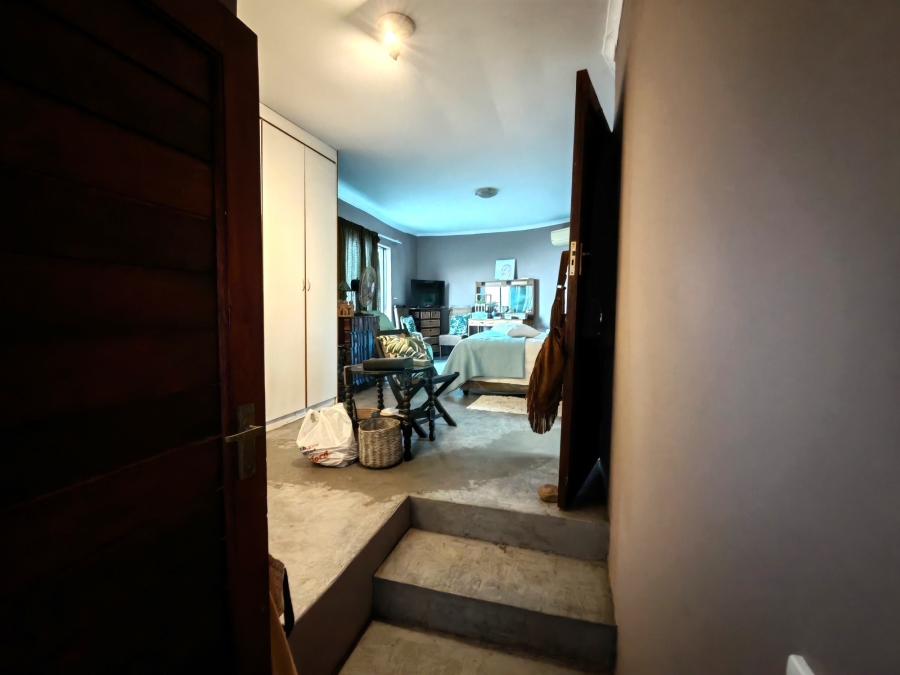 5 Bedroom Property for Sale in Brighton Beach KwaZulu-Natal