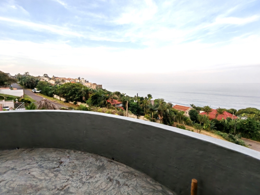 5 Bedroom Property for Sale in Brighton Beach KwaZulu-Natal
