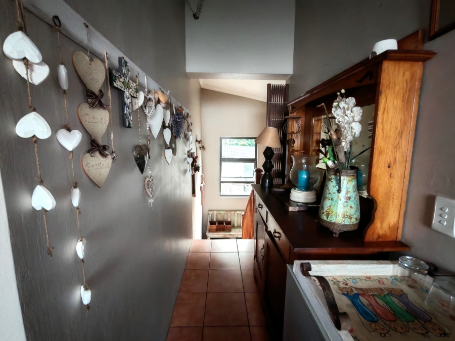 5 Bedroom Property for Sale in Brighton Beach KwaZulu-Natal