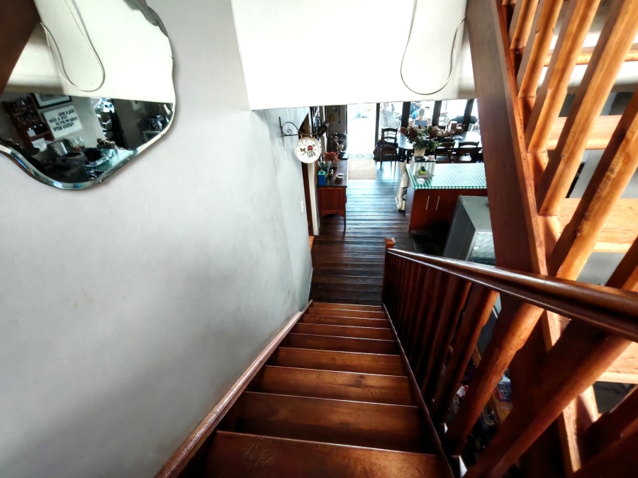 5 Bedroom Property for Sale in Brighton Beach KwaZulu-Natal