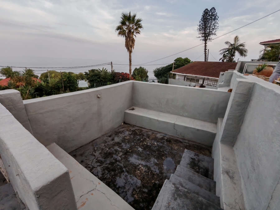 5 Bedroom Property for Sale in Brighton Beach KwaZulu-Natal