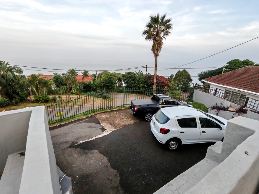 5 Bedroom Property for Sale in Brighton Beach KwaZulu-Natal