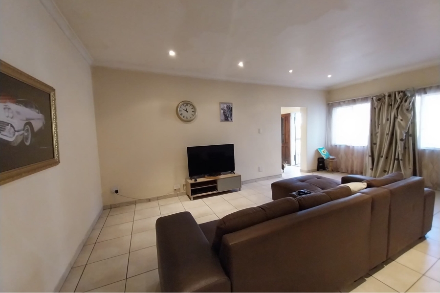 2 Bedroom Property for Sale in Windermere KwaZulu-Natal