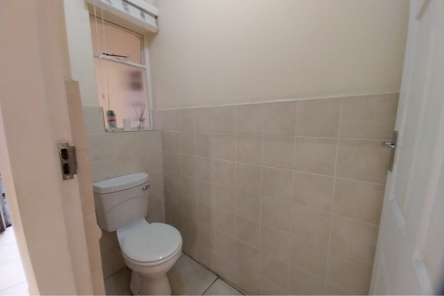2 Bedroom Property for Sale in Windermere KwaZulu-Natal