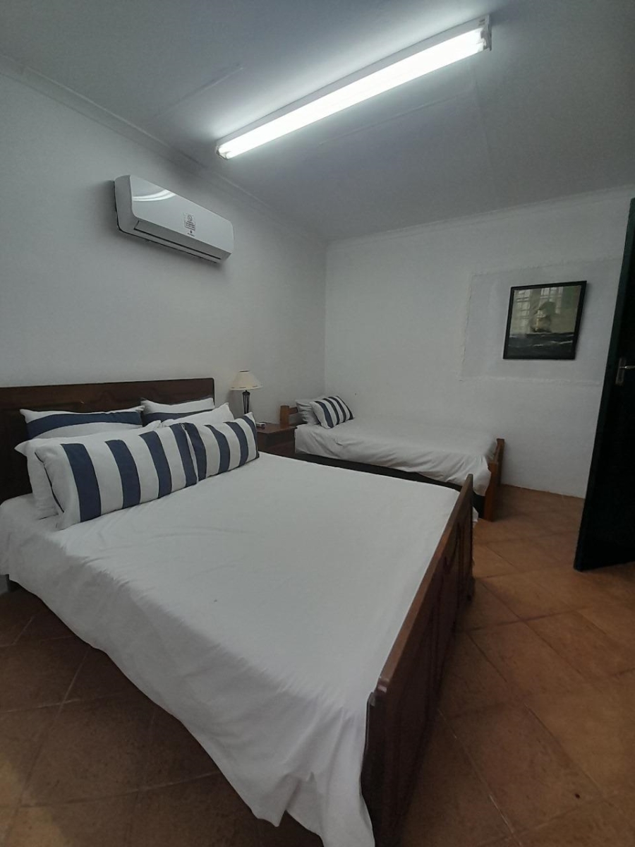 12 Bedroom Property for Sale in Tugela Mouth KwaZulu-Natal
