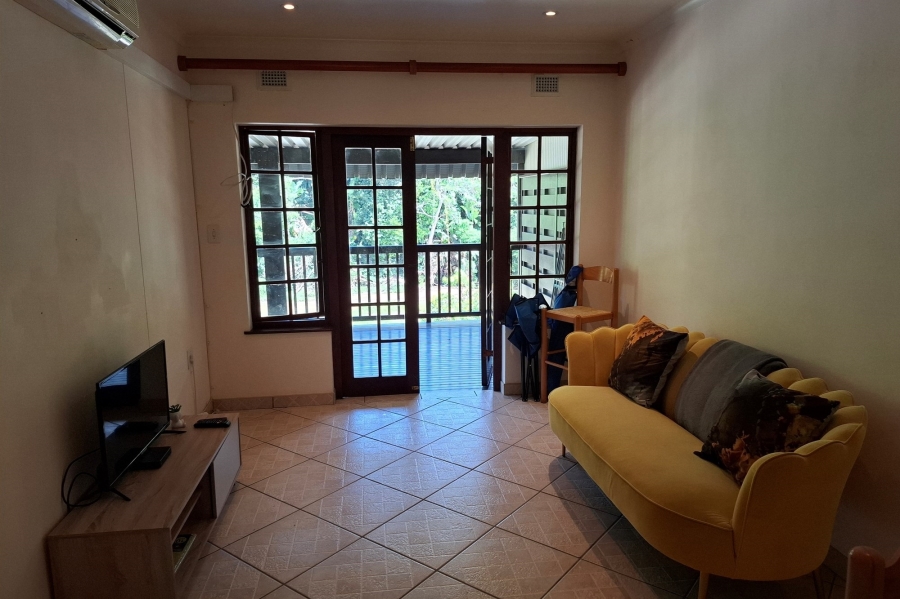 To Let 2 Bedroom Property for Rent in Margate KwaZulu-Natal