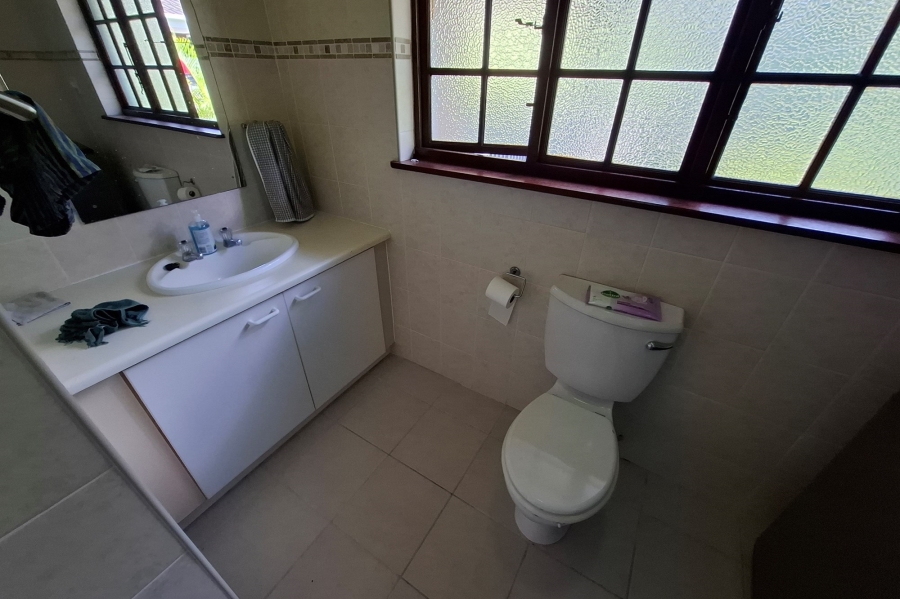 To Let 2 Bedroom Property for Rent in Margate KwaZulu-Natal