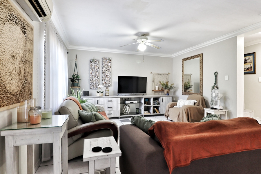 2 Bedroom Property for Sale in Meer En See KwaZulu-Natal