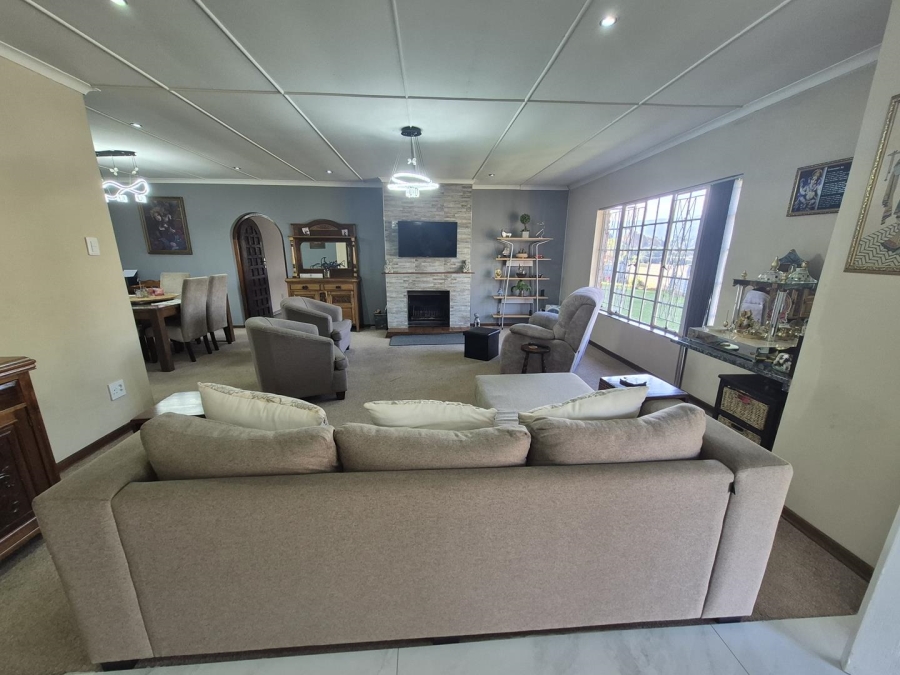 5 Bedroom Property for Sale in Town Hill KwaZulu-Natal