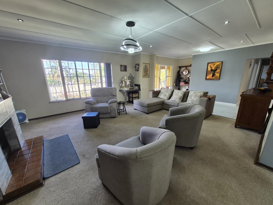 5 Bedroom Property for Sale in Town Hill KwaZulu-Natal