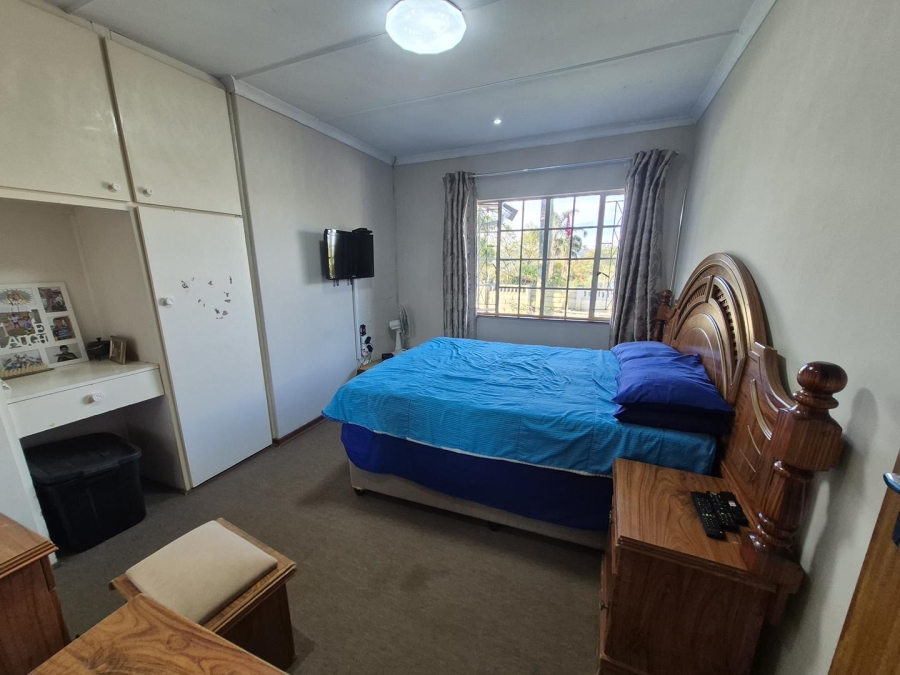 5 Bedroom Property for Sale in Town Hill KwaZulu-Natal