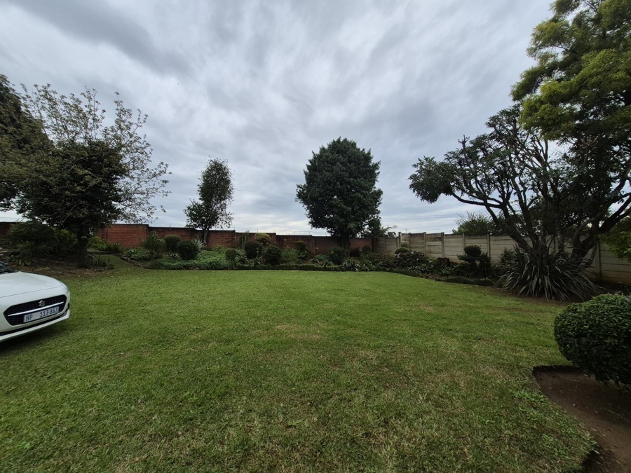 5 Bedroom Property for Sale in Hiltara Park KwaZulu-Natal