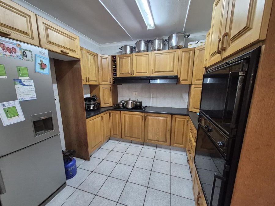 5 Bedroom Property for Sale in Hiltara Park KwaZulu-Natal