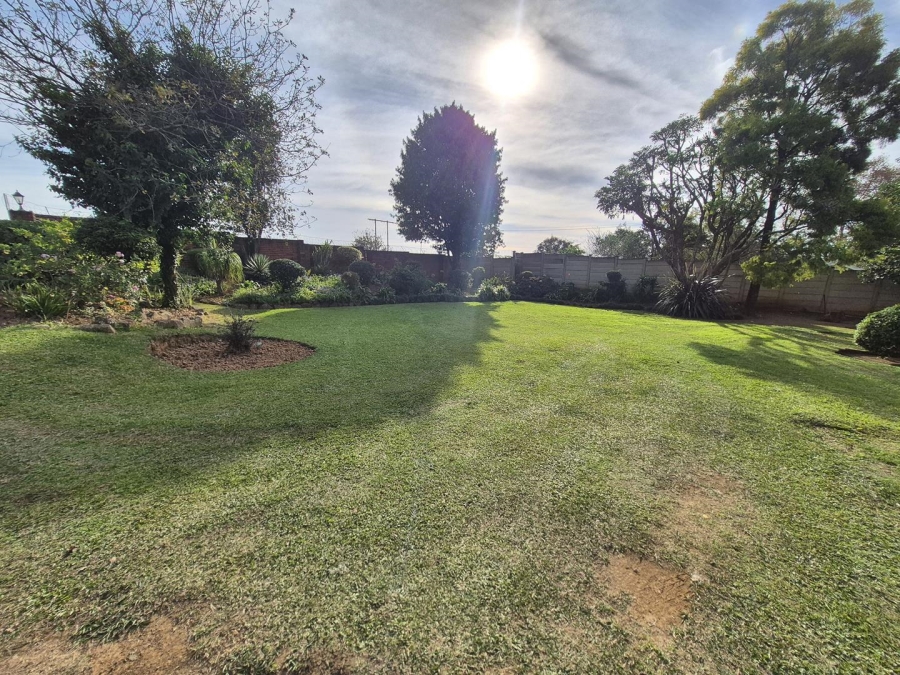 5 Bedroom Property for Sale in Hiltara Park KwaZulu-Natal