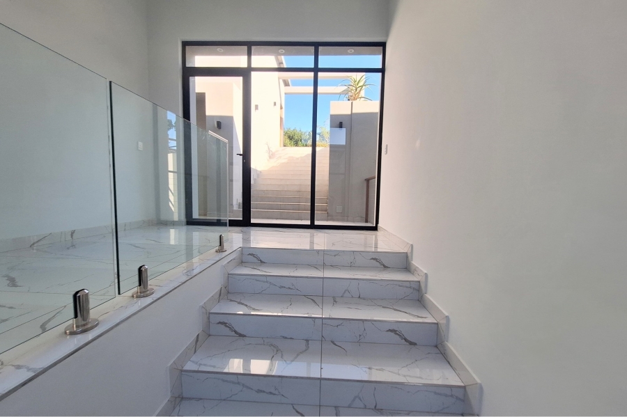 To Let 4 Bedroom Property for Rent in Palm Lakes Estate KwaZulu-Natal
