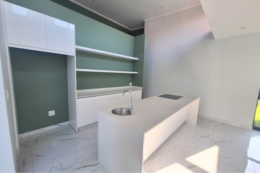 To Let 4 Bedroom Property for Rent in Palm Lakes Estate KwaZulu-Natal