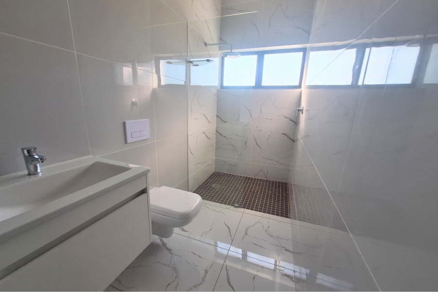 To Let 4 Bedroom Property for Rent in Palm Lakes Estate KwaZulu-Natal